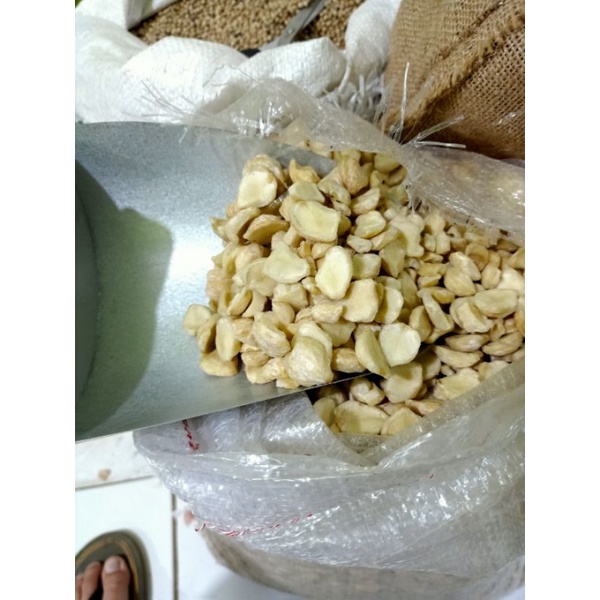 

kemiri pecah medan 250Gram 1/4 Fresh!! Terbaik Di Kualitas Kemiri