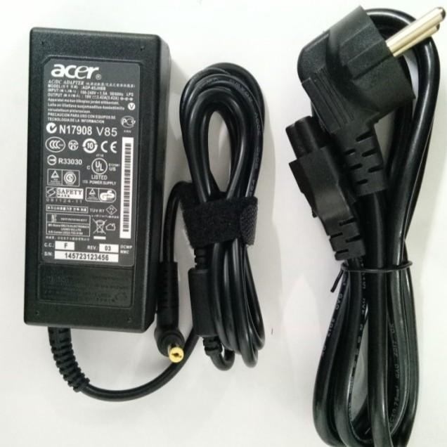 Adaptor Charger Laptop Acer Aspire E11 E 11 E3-111 E3-112 E3-112M ORI