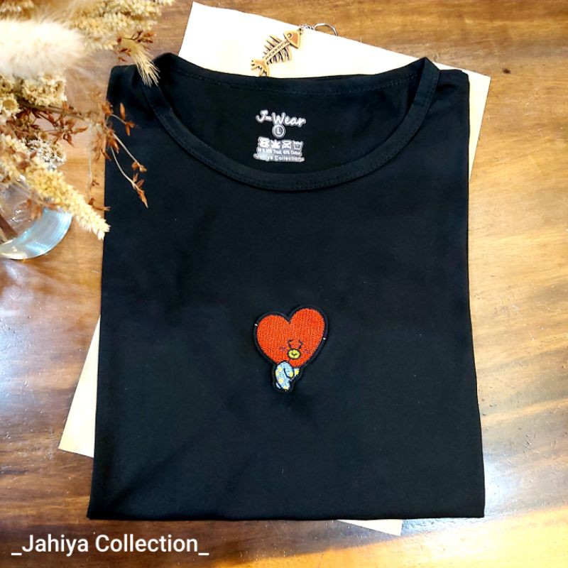 {Import} Kaos T-shirt Atasan Wanita KPOP