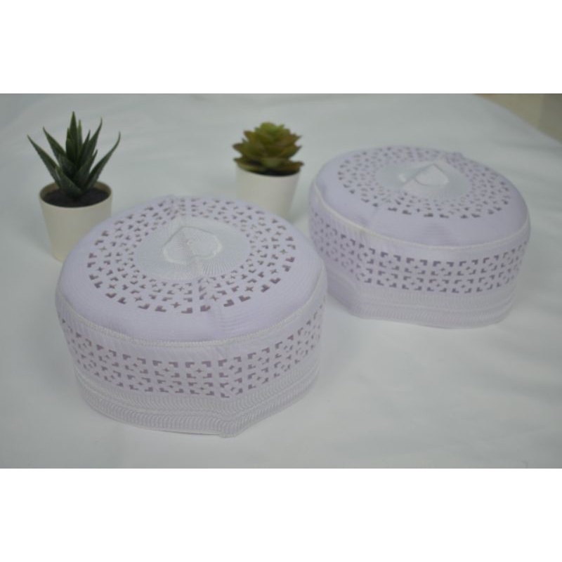 KOPIAH THAILAND SUPER ( Peci Madina Bugis ) putih