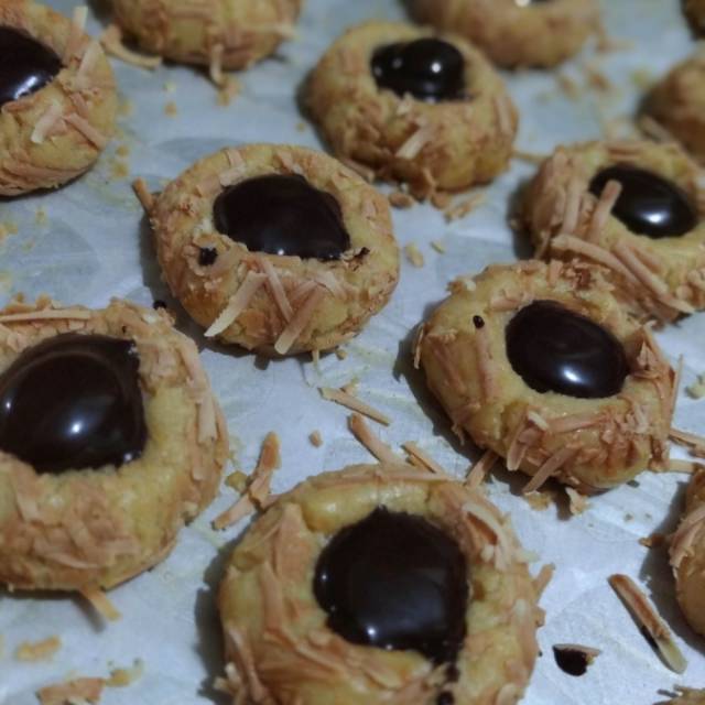 

Thumbprint coklat colatta