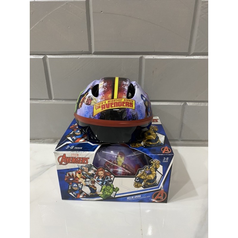 Helm Sepeda Anak Avengers Vs Thanos by Element Bike