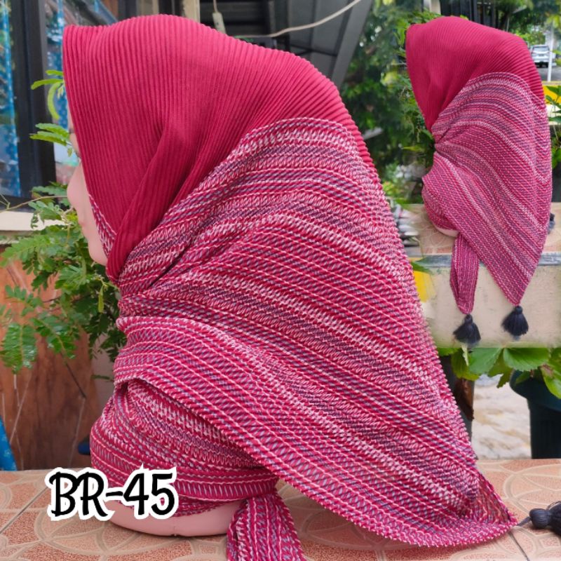SEGIEMPAT PLISKET MOTIF JAMBUL BRANDED / JILBAB SEGIEMPAT PLISKET / SEGIEMPAT PLISKET / SEGIEMPAT VOAL / JILBAB JAMBUL-BR-45