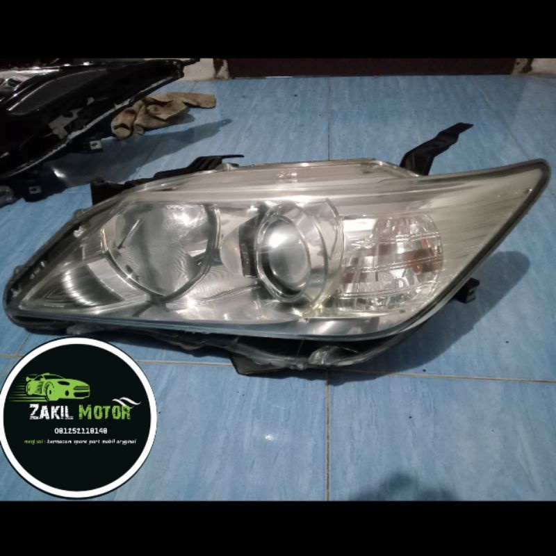 Headlamp lampu depan Camry 2013 original