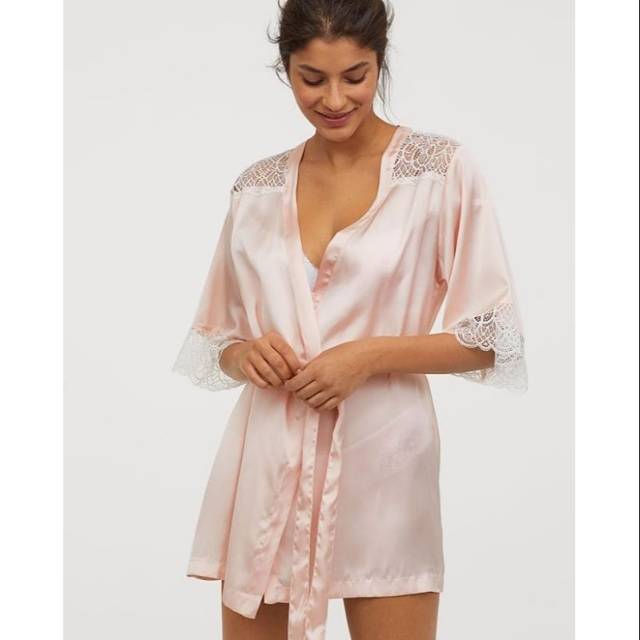 HM Satin Kimono - Pink Lace White