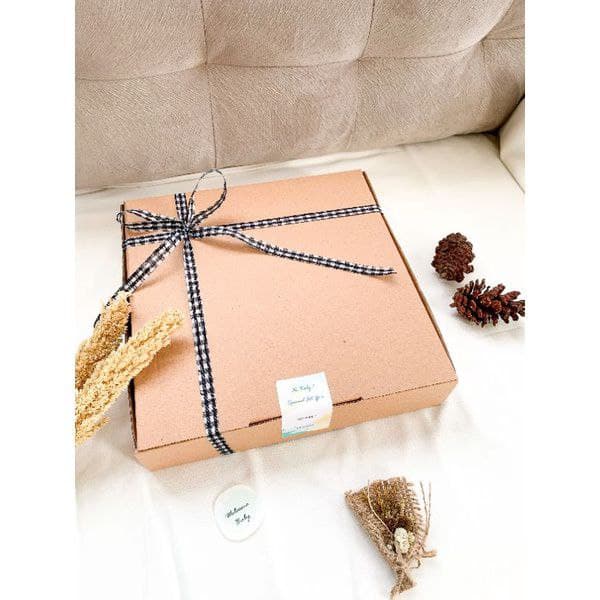 Hampers New Born Baby Boy/Girl Kado Bayi Lahir, Baju Bayi, Bedong, Gift Box Baby Jawa Timur Tengah Barat-1