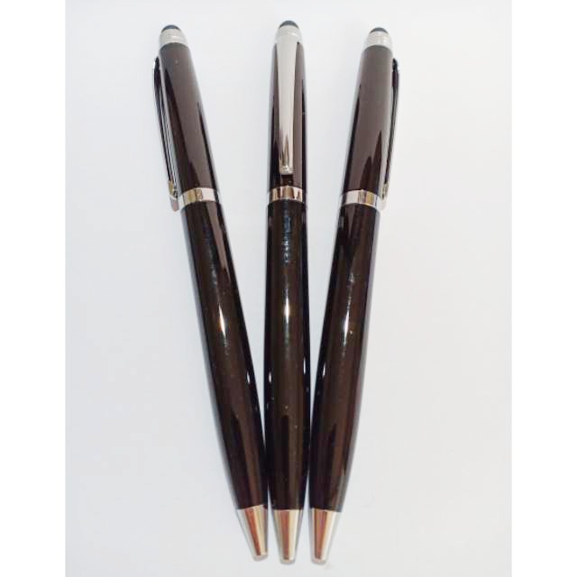 

Pen metal / Pen besi / Pulpen stainless / Ballpoint / Bp 019 dpt dicustom Logo perusahaan / Nama