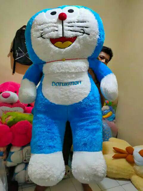 Boneka doraemon super jumbo 1,5 meter