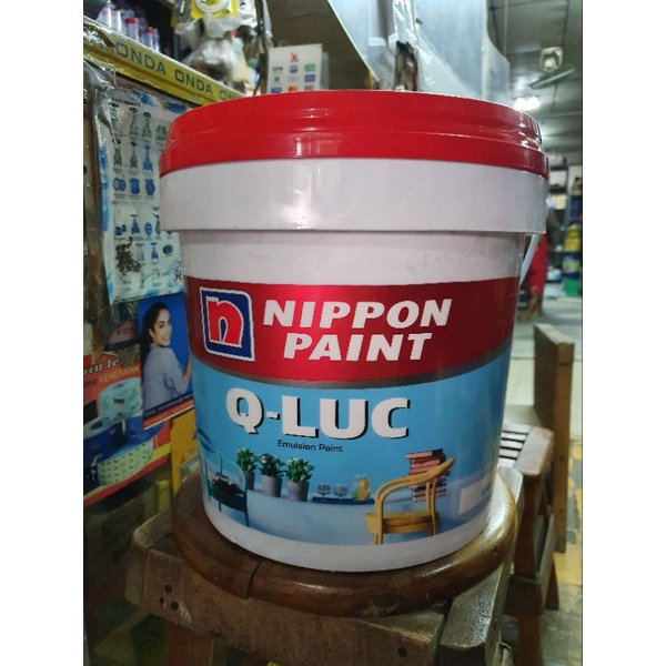 Cat tembok Qluc pail