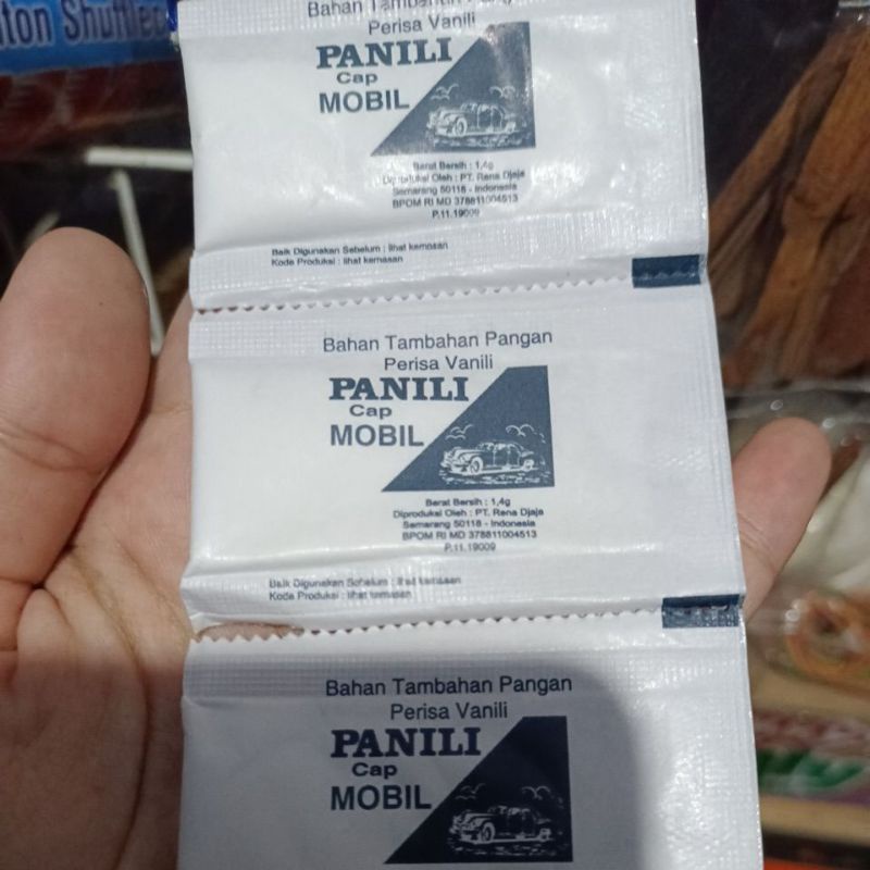 

PANILI CAP MOBIL / VANILA