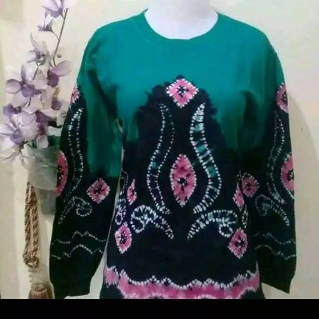 Kaos batik Sasirangan