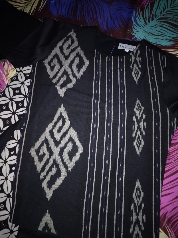 Atasan Batik Tenun Emma Black