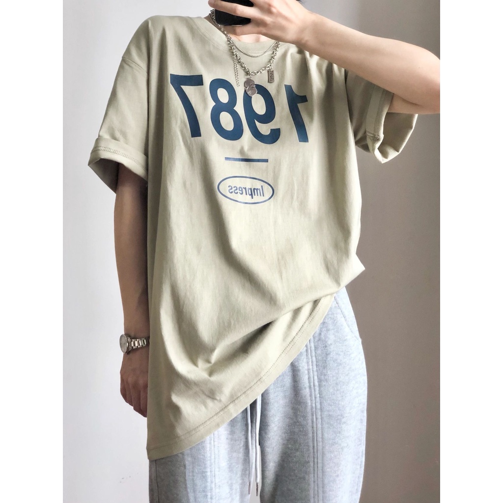 Import Fashion Original Premium Kaos  Wanita / Baju Atasan Oversize Unisex（Realpict）