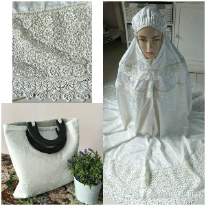 Mukena Sutra Paris Putih