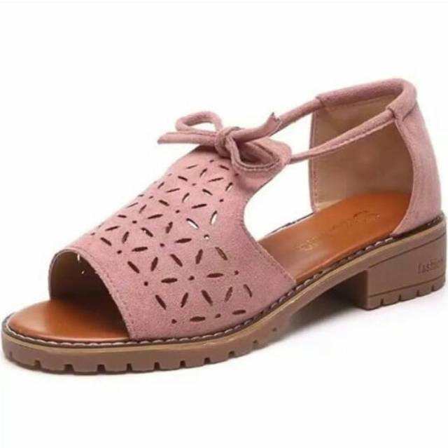 Laseria Sandal Wanita