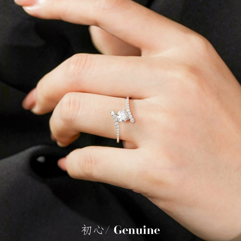 Cincin Moissanite Untuk Fashion