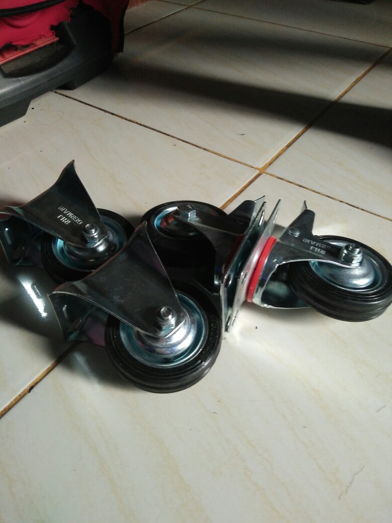 Roda Troli 3 (2 Hidup Rem + 2 Mati) Roda Karet Etalase Gerobak 3inch