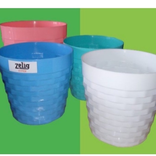 Pot Plastik Zelig Rotan PR-22 Warna putih 15cm