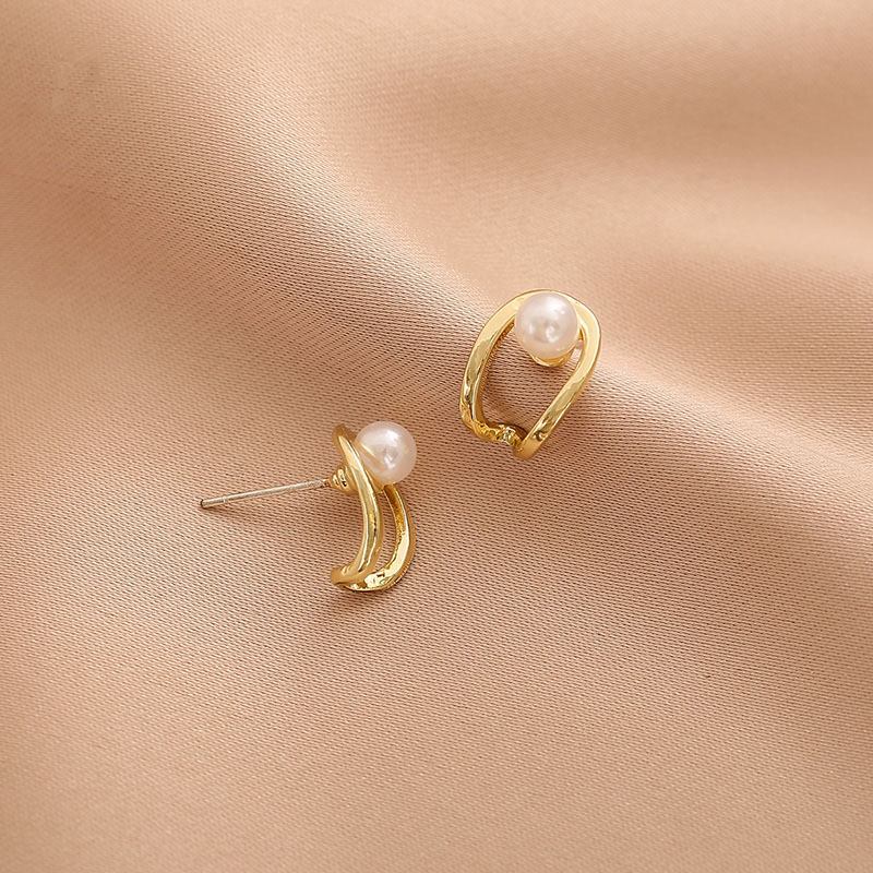 Minimalism Artificial Pearl Earrings U Shaped Ear Studs Jewelry Women and Girl Earring Latest Design