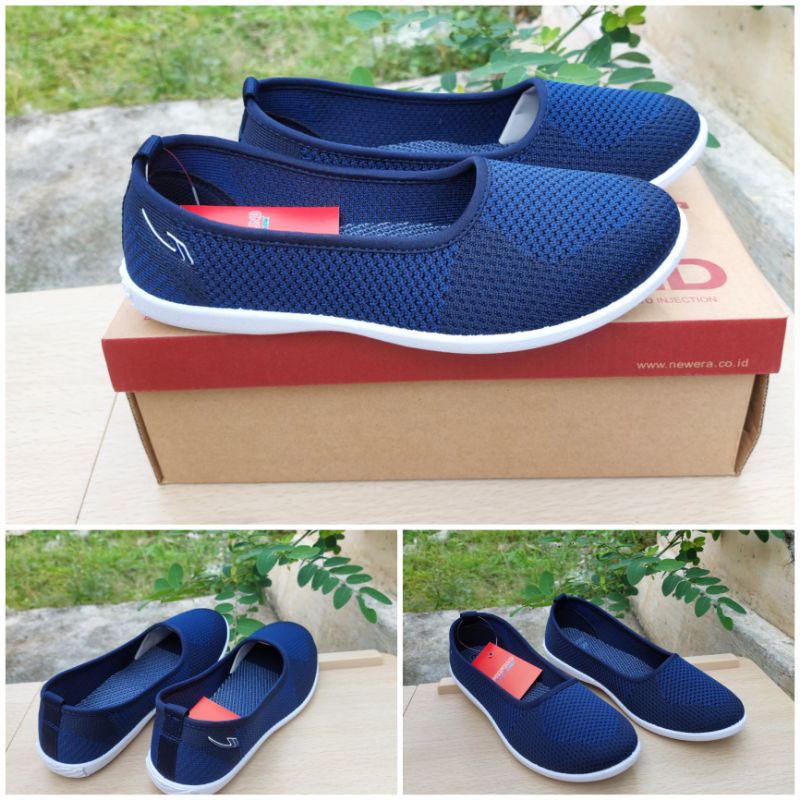 Sepatu selop wanita olahraga new era berries