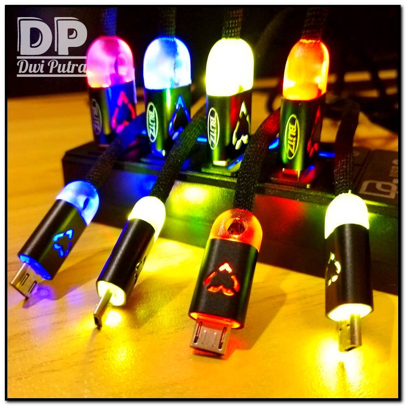 BLITZ KABEL DATA LOVE DANCING LED RGB LED / 1 METER 2A MICRO USB / FASTCHARGING KABEL CAS CHARGE