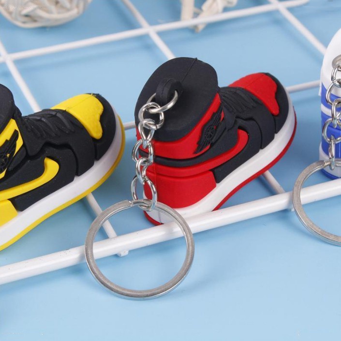 Gantungan Kunci Bentuk Sepatu Basket Mini 3D Untuk Suvenir