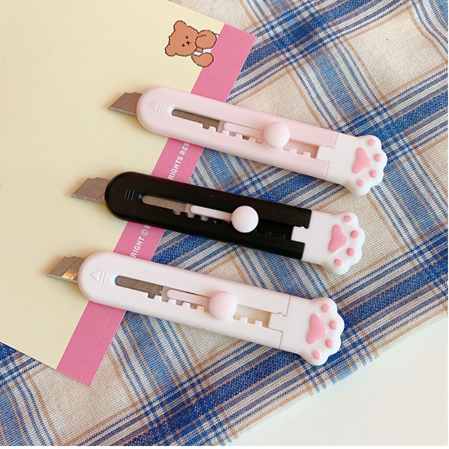 PISAU PEMOTONG KERTAS MINI CUTTER PORTABLE / CUTTER MINI SIZE UNTUK TRAVEL ALAT TULIS KANTOR / PISAU CUTTER MINI LUCU PEMOTONG KERTAS UNTUK PARCEL SEKOLAH KANTOR / SILET MINI MOTIF AWAN PAWS RABBIT