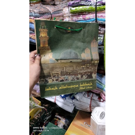 

tas oleh oleh haji