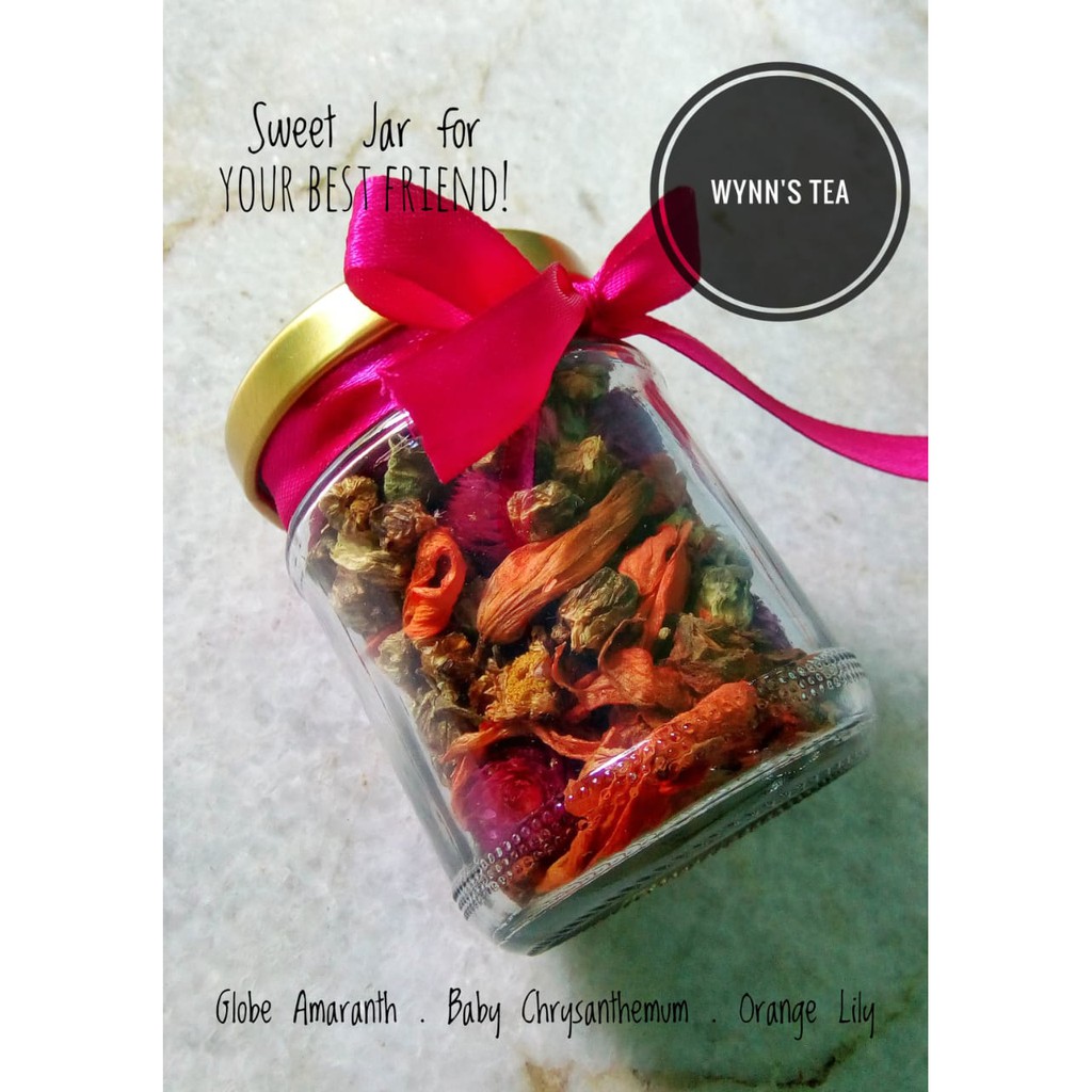

Mix Flower Globe Amaranth Chrysanthemum Bud Orange Lily Tea in a Jar