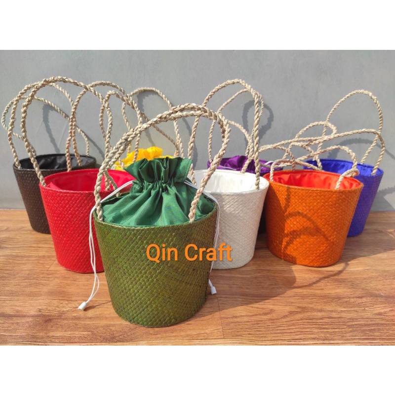 

Tas parcel EMBER POLOS GG RARA tas anyaman pandan hampers toples kue gift lebaran imlek natal