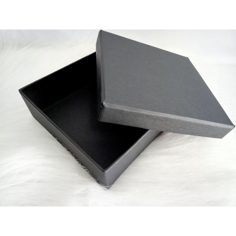 

Hardbox 15x10x3 cm | kotak kado | giftbox | kotak kado polos | box kado
