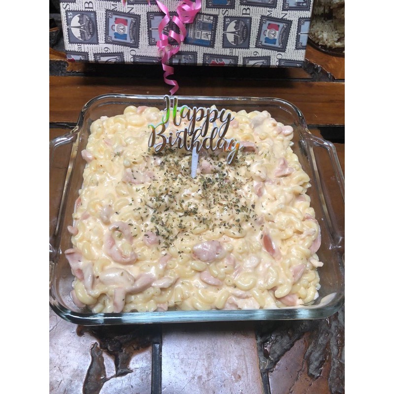 

Mac and Cheese with chicken and sausage