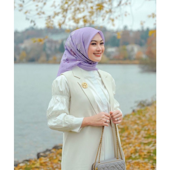 Nada Series Buttonscarves x nada puspita