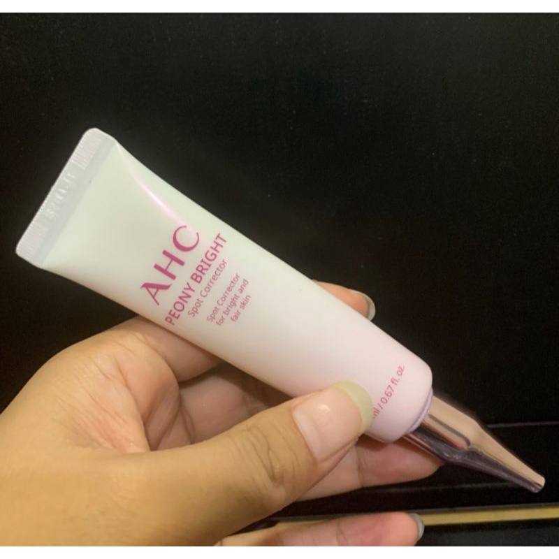 AHC Peony bright spot corrector