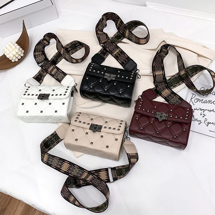 BJ27240 - BEIGE/BLACK/RED - TAS IMPORT TERMURAH JAKARTA CR7087 LT1194 GT1688 ELJ5326 JTF7240 JTF7240A