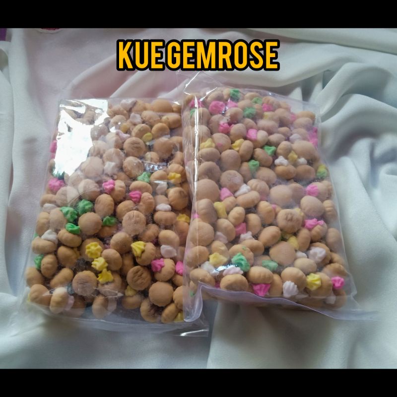 

Cemilan Gemrose (Kue Jadul)