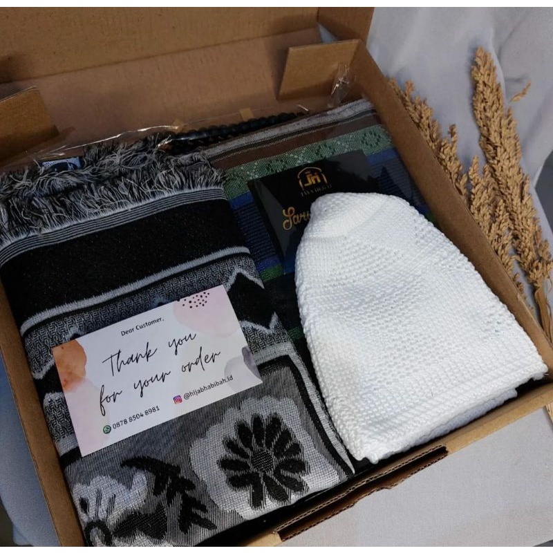 hampers sarung