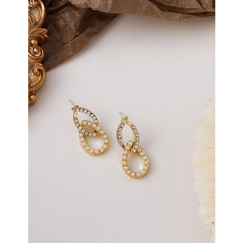 LRC Anting Tusuk Fashion Golden Drop-shaped Diamond Pearl V52465
