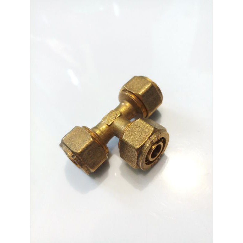 TEE SAMBUNG 1/2&quot; KUNINGAN UNTUK MENYAMBUNG AIR PANAS (MALE TEE)