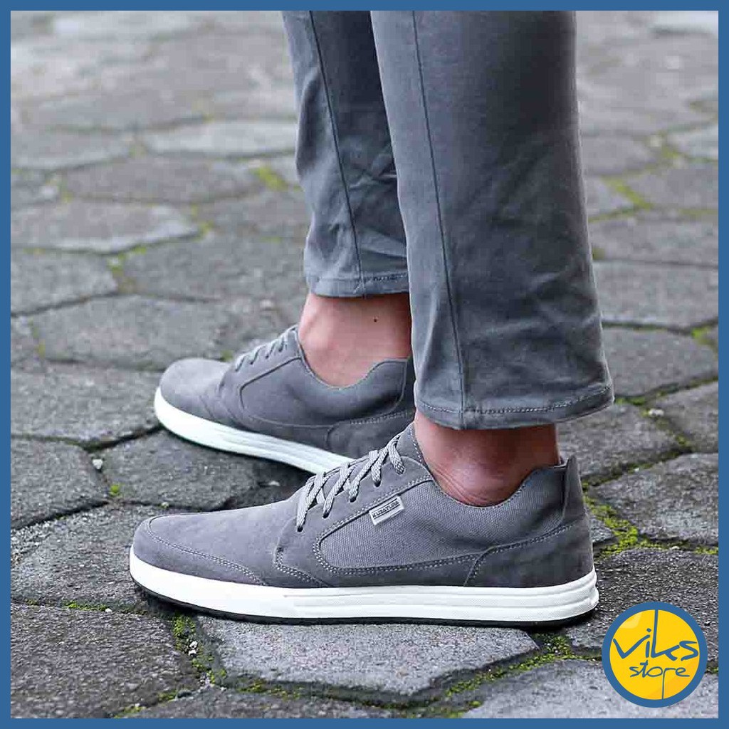 Sepatu Sneakers Pria Cowok Tali Style Casual Distro Kuzatura Original Suede Lokal Premium Elegan