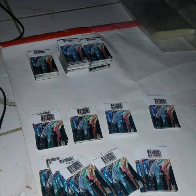 

Label baju hangtag isi 500pc