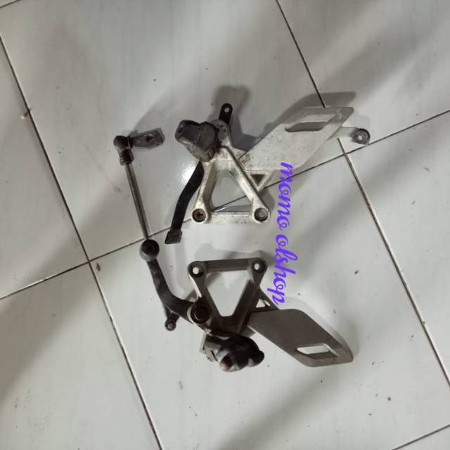 Ori foot step cbr 150fi cbu thailand footstep pijakan kaki depan cbr 150r cbu thailand matasatu