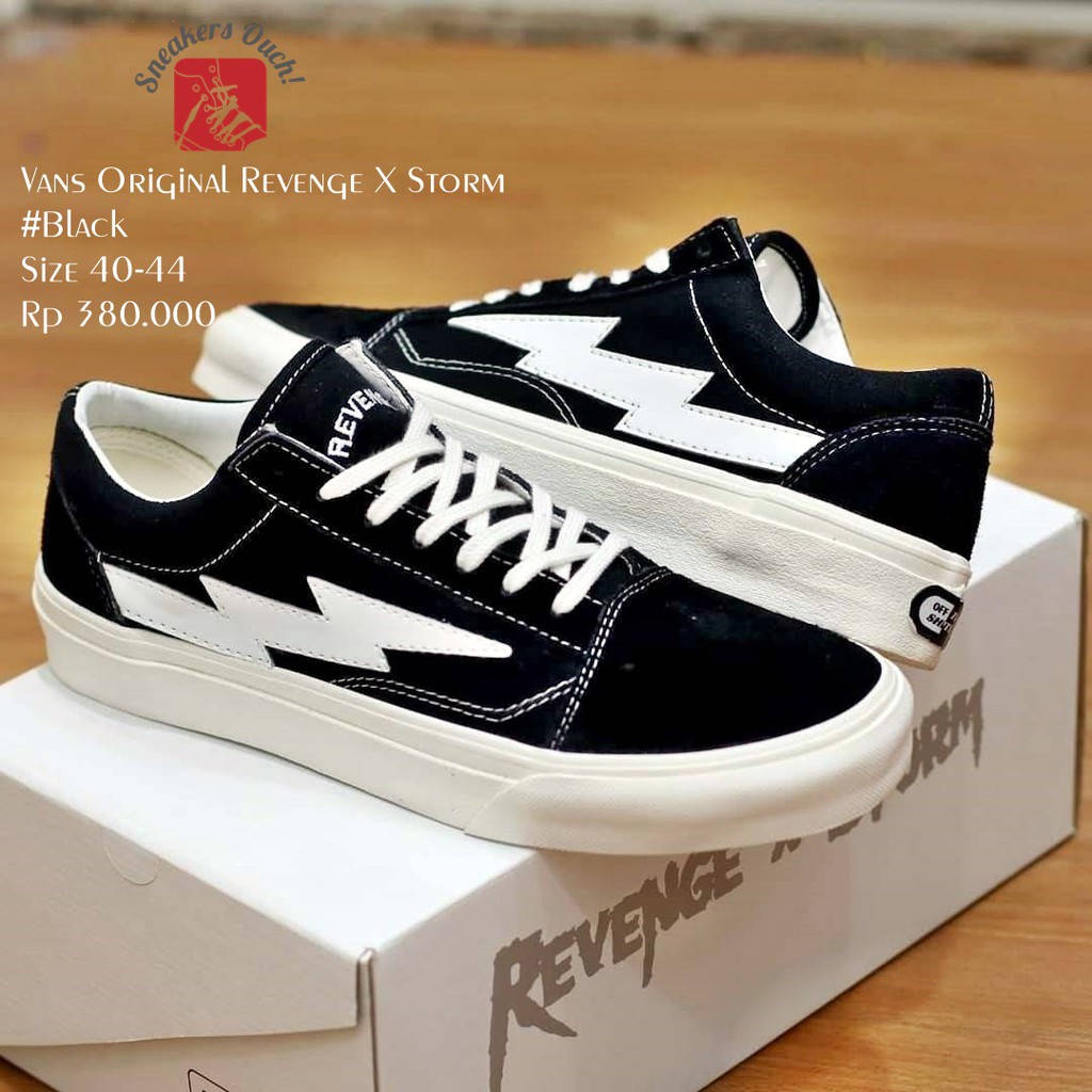 jual sepatu revenge x storm