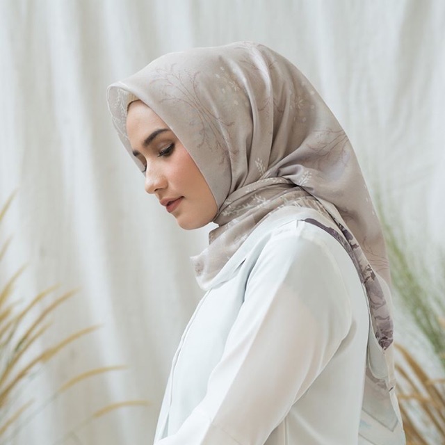 Magala scarf by Heaven lights