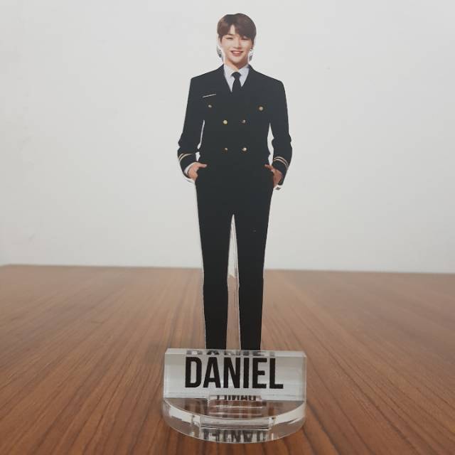 Standee KPOP Custom, Standee BTS, Standee Exo, Standee Kang Daniel