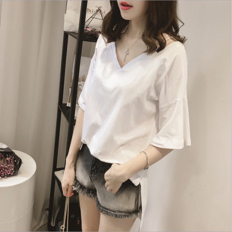 Kaos Wanita Berlengan Setengah Lengan T-shirt Casual Leher V Korean Style Kaos Fashion Longgar Adem