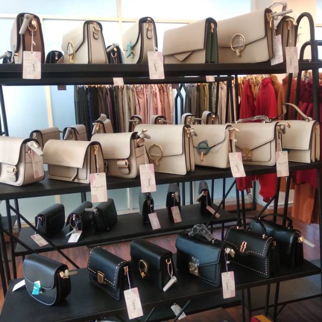Tas mayoutfit titipan kak winda