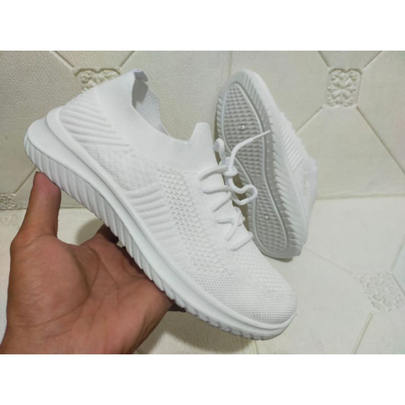 Sepatu perempuan rajut Sailatu