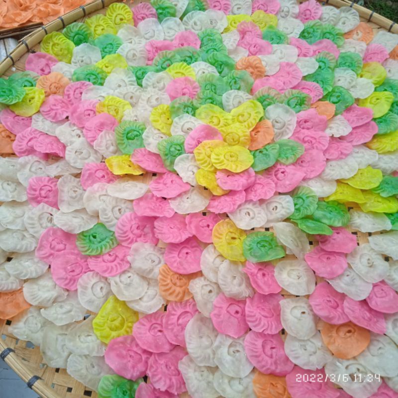 

Kerupuk bunga rose/palered