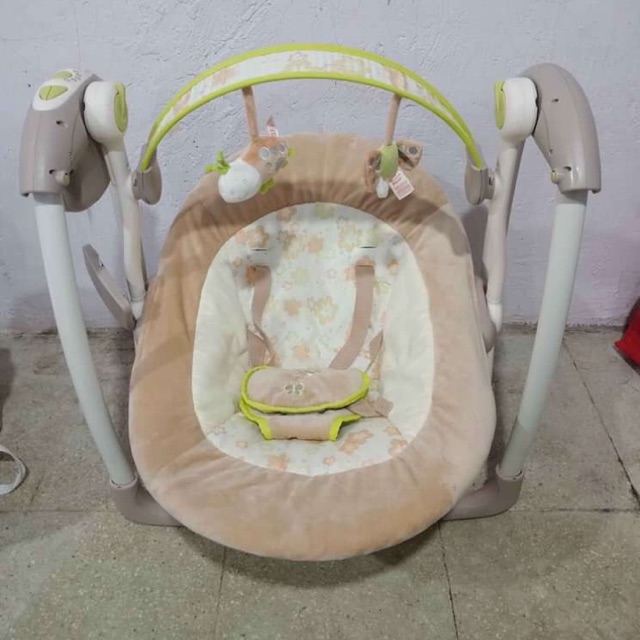 Baby swing